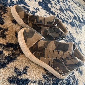 Blowfish sneakers